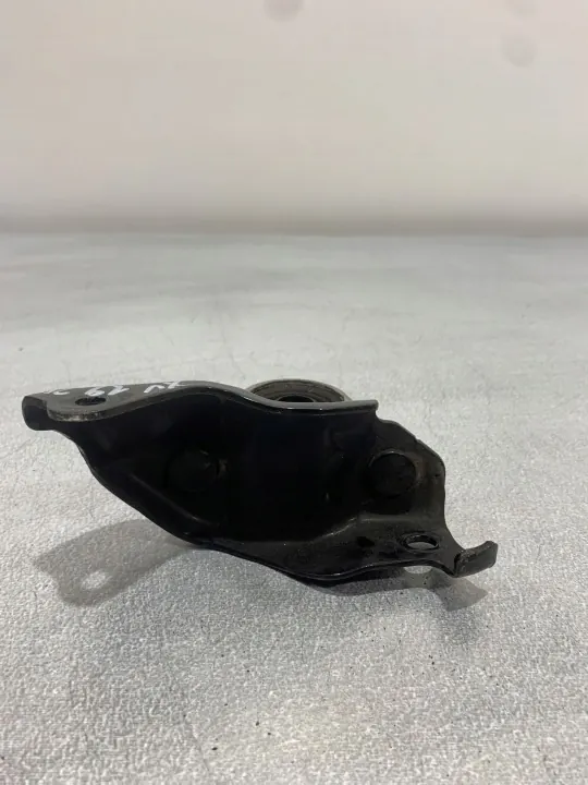 Support de stabilisateur arrière Subaru OEM FBZ18434 image 3