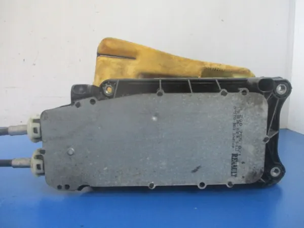 RENAULT CLIO Vaihdevivun 8200755871 image 3