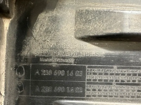 Para-lama dianteiro direito OEM A2386901603 Mercedes W238 image 7