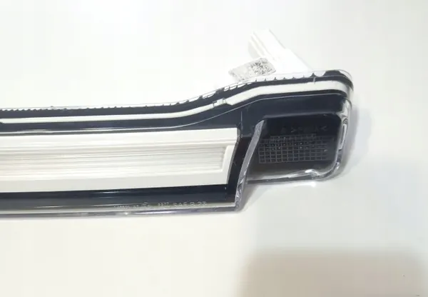 VW ID.7 LED DRL Strip Rechts Grille OEM 14A941654 image 4