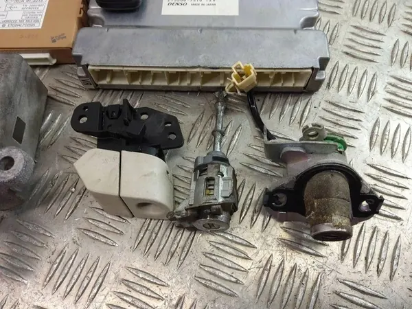 Ontstekingsset LEXUS LS (_F4_) 2008 8966150C80 image 6