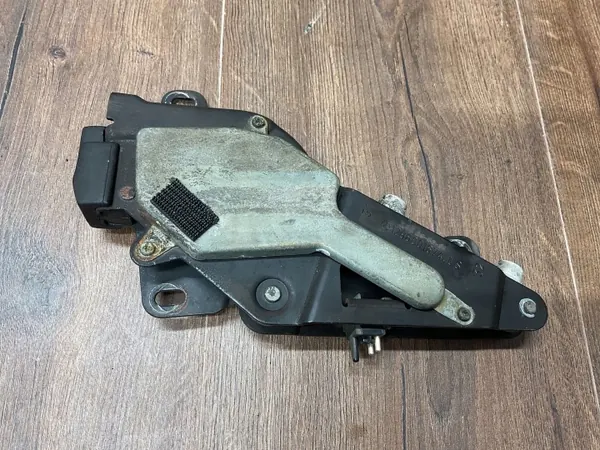 Takcylindrar OEM 1298001674 för Mercedes-Benz SL R129 image 2