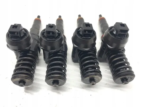 Injector 038130073AJ for 1.9 TDI Skoda Fabia I image 4