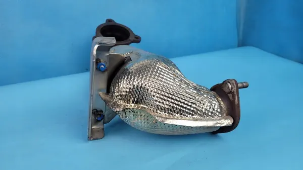 Catalyseur OEM 153AAR 153000575AA image 3