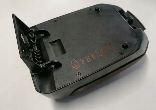 Opel Antara 08r Läderarmstöd OEM del image 3