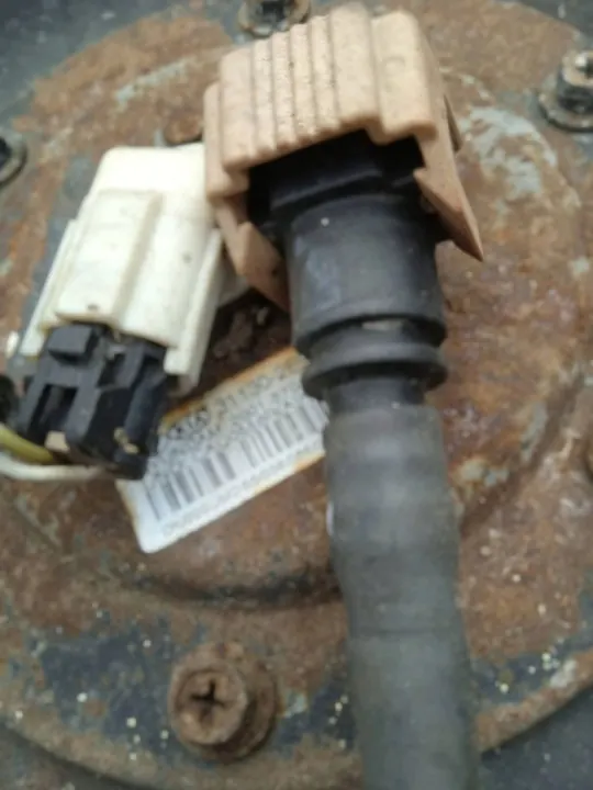 Bränsletank Hyundai Tucson I 31110-2e960 image 8