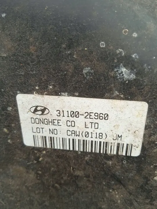 Bränsletank Hyundai Tucson I 31110-2e960 image 9