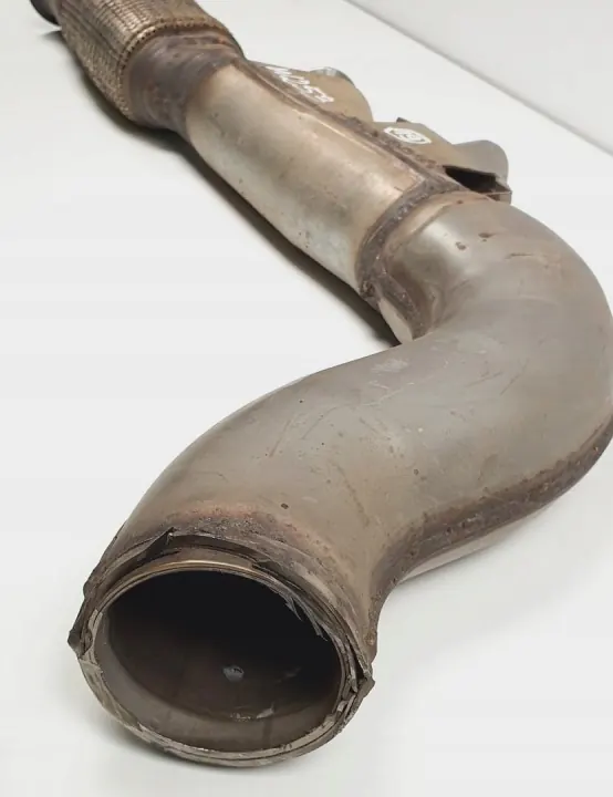 Mercedes-Benz OE värinänvaimenninputki - Käytetty image 5