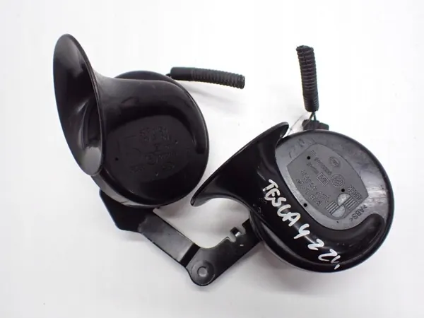 Bocina Tesla OEM 22R para Model Y - Juego Completo image 2