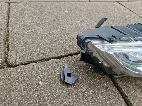 C4 Picasso II Luz LED DRL Derecha Original 9676036480 image 2