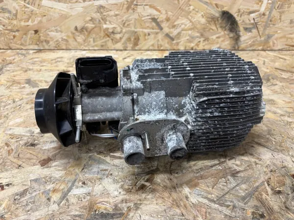VW CRAFTER II 7C0 WEBASTO 7C0963273A - Peça OEM usada image 4
