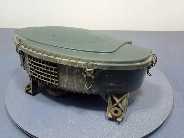 Dacia Logan I Ilmansuodattimen Kotelo 7700274013 image 4