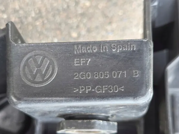 Montage de phare avant gauche VW POLO VI 2G0805071B image 5