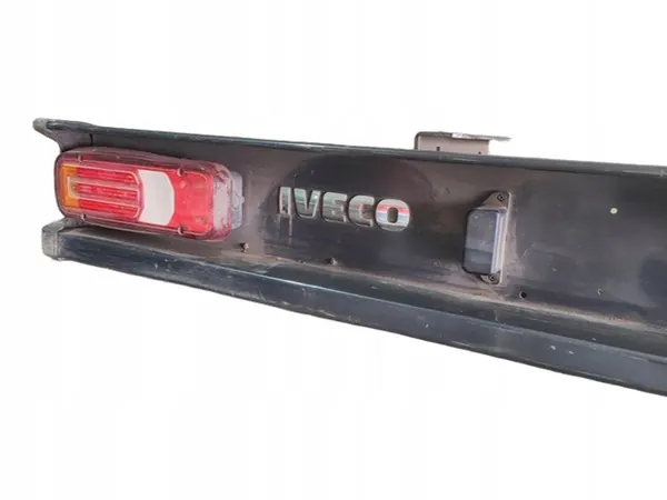 Iveco Daily bakre stötfångarbalk med lampor - OEM image 6