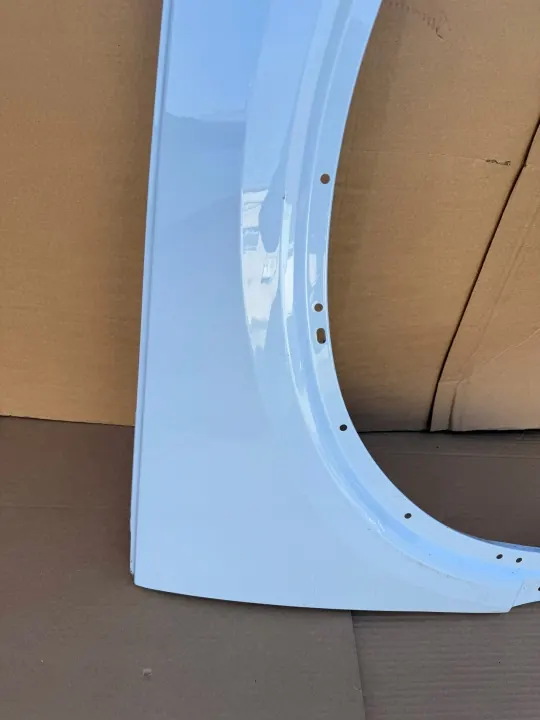 Volvo XC40 C40 Voor rechter spatbord OEM Xc40 błotnik prawy image 3