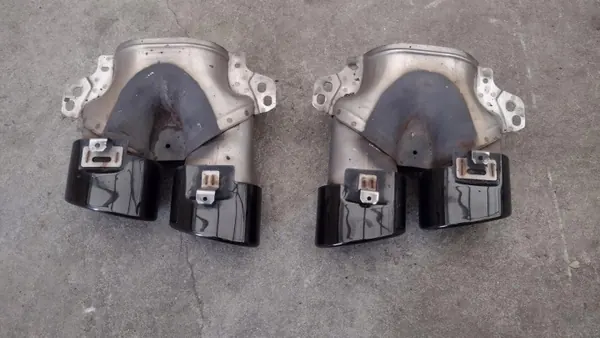 Mercedes C43 AMG W205 Auspuffendstück OEM A2054904203 image 4