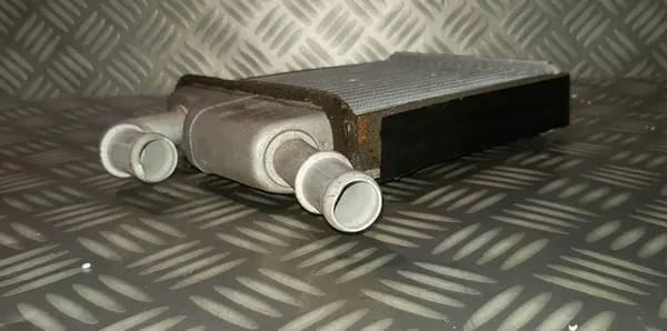 VW Transporter T5 T6 Lämmitinradiatori Takana 7H0819032 image 2