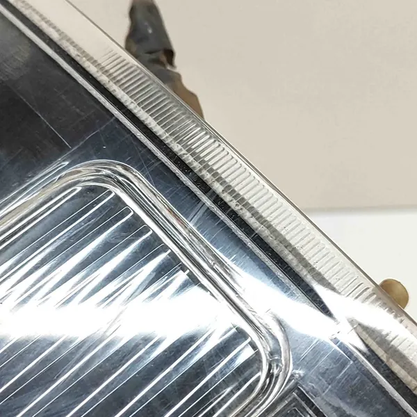 Lámpara Trasera Derecha Mitsubishi Pajero IV 8330A570 image 8