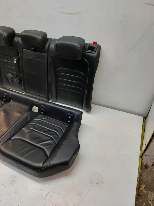 VWARTEONKANAPY18r Sièges Avant Arrière R-Line RHD image 8