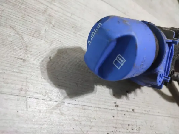 AdBlue-slang Peugeot 308 2019 OEM P1009586 image 4