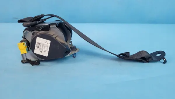 Cinto de segurança Tesla Model 3 OEM 655391500A - Usado image 8