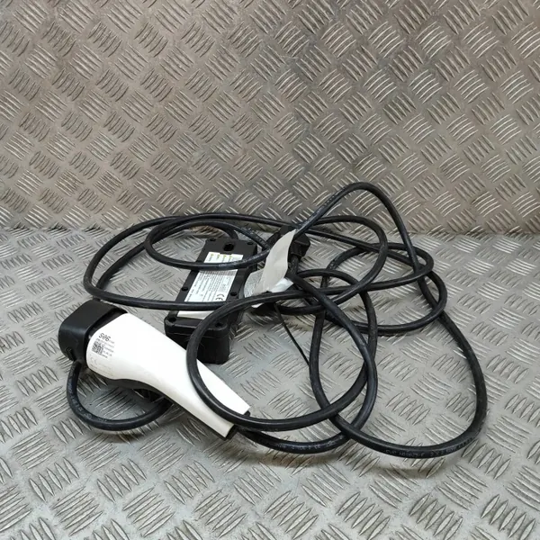 Cable de carga batería Hyundai IONIQ 6 91996GI050 image 3