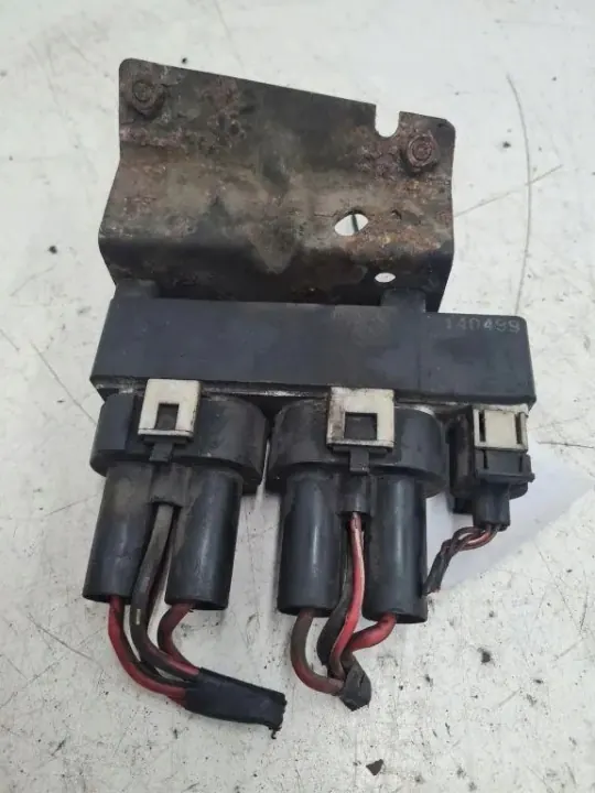 VW Kühlerlüfter-Relais OEM 7M0000317 - Gebraucht image 3