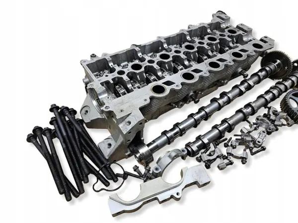 Culata Volvo OEM 30777365 para D5 2.4L image 4
