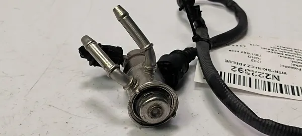 Injector AdBlue usado OEM GK21-5J281-AE Ford Transit image 3