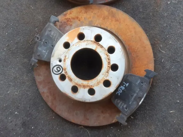 Gebruikte Remschijven & Blokken OEM 14364579420 image 4