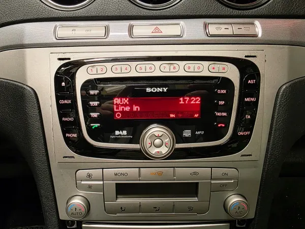 OEM 8V4T-18C939-LD Ford Radio Premium Äänijärjestelmä image 6