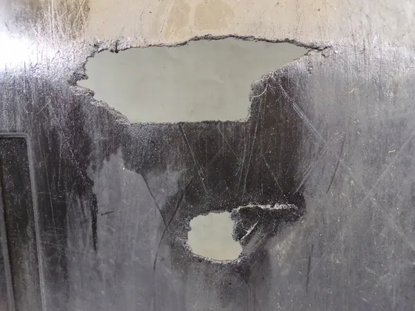 Nedre Motorhuv Mercedes W124 OEM 1245209523 image 2