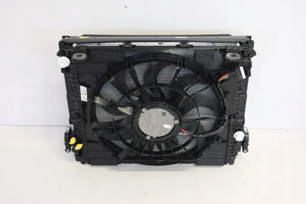 BMW Kühlerlüfter OEM 5A18804MWGK - Gebraucht image 5