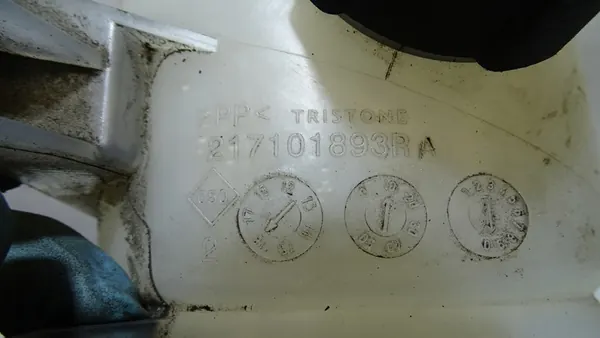 Ausgleichsbehälter Opel Vivaro B image 2