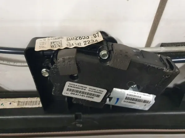 Toit Ouvrant OEM Chevrolet Camaro VI 2016-2024 image 3