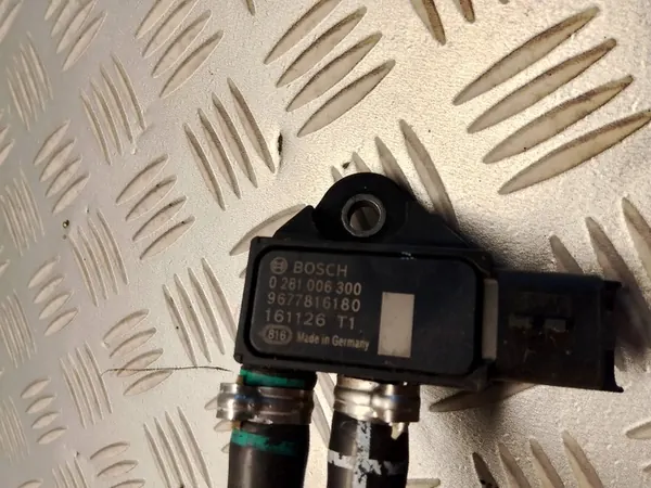 PEUGEOT 308 II T9 LIFT HB 2019 Sensor de pressão de escape image 2