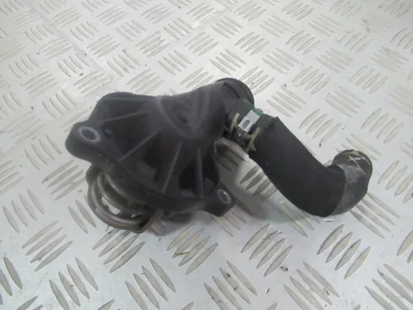 Caja del termostato OEM 059121111 para VW Skoda Audi image 2