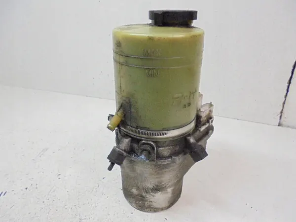 Opel Signum 2005 Servopump OEM 93180406 image 4