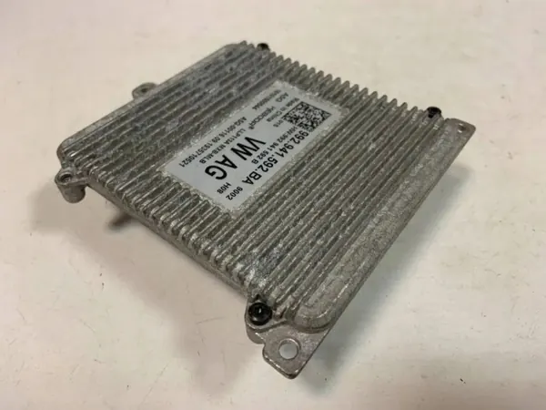 Module LED Porsche OEM 992941592BA d'occasion image 2