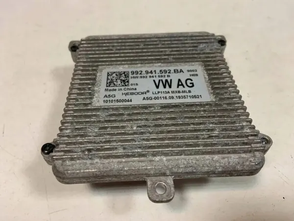 Module LED Porsche OEM 992941592BA d'occasion image 4