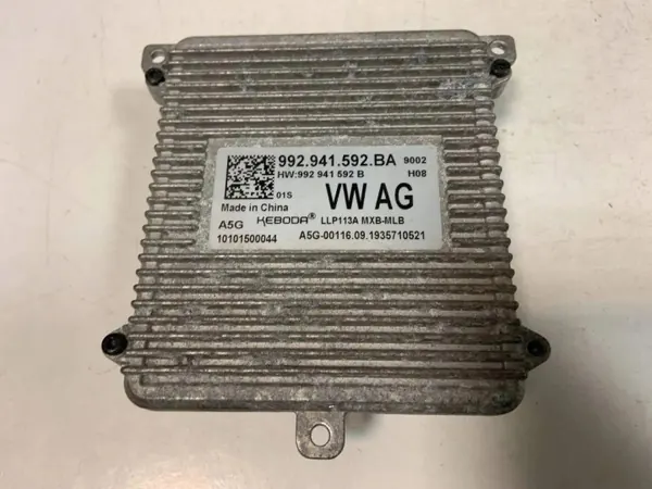 Module LED Porsche OEM 992941592BA d'occasion image 5