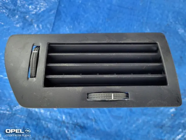 Grelha ventilação esquerda consola Opel Astra H OEM 13228917 image 2