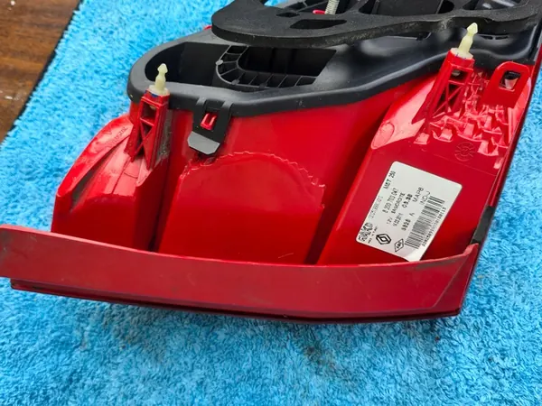 Lanterna traseira direita RENAULT THALIA/SYMBOL II, 10.08-10.13 OEM image 4