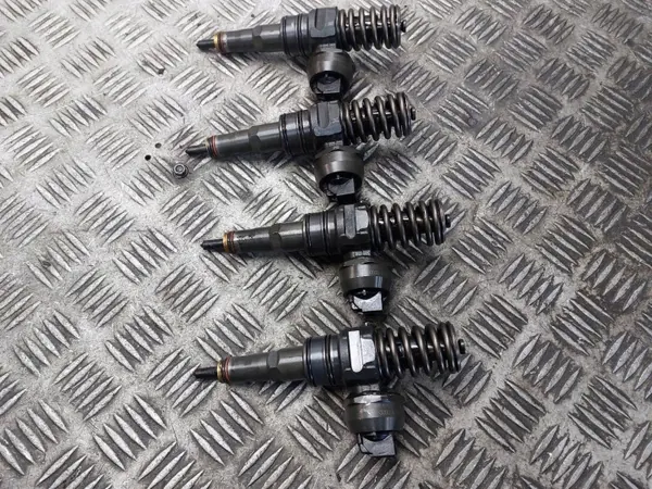 OEM 038130073AJ insprutningsset för VW Passat B5 image 2