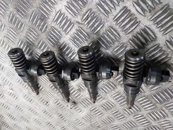 OEM 038130073AJ insprutningsset för VW Passat B5 image 3
