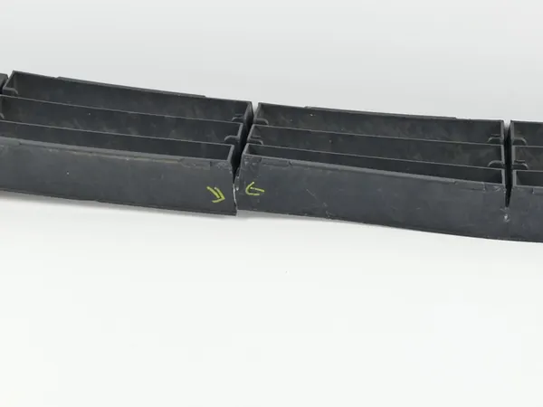 Griglia Inferiore Paraurti Anteriore Renault Scenic II image 8