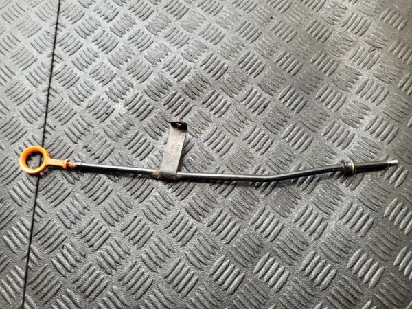 Oliepeilstok OEM 057115630P voor Audi A8 D3 4.2 TDI image 2