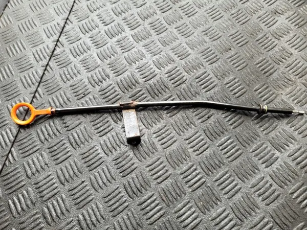 Oliepeilstok OEM 057115630P voor Audi A8 D3 4.2 TDI image 3