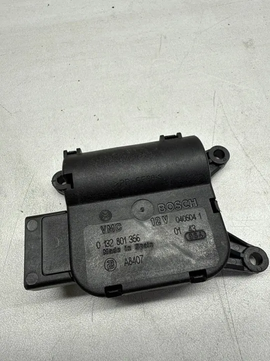 Klappenmotor OEM 0132801356 für Opel Meriva 1.3L Diesel image 2