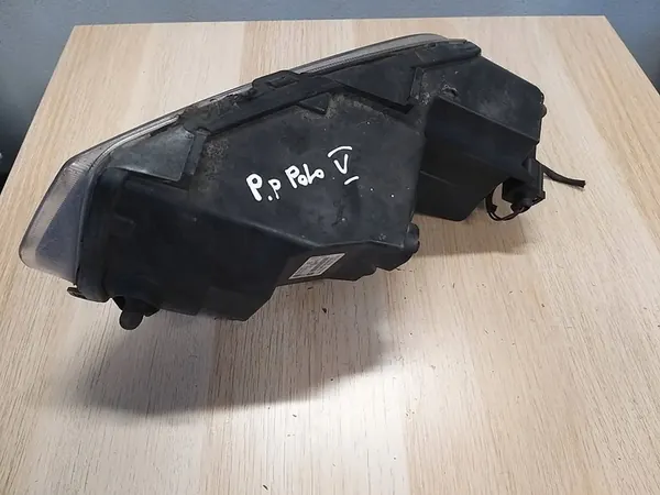 VW POLO V LIFT 6C FAROL HALÓGENO DIREITO OE image 2